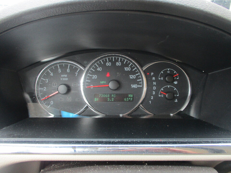 Used 2008 Buick LaCrosse CXL w/ Driver Confidence Package FWD image 27