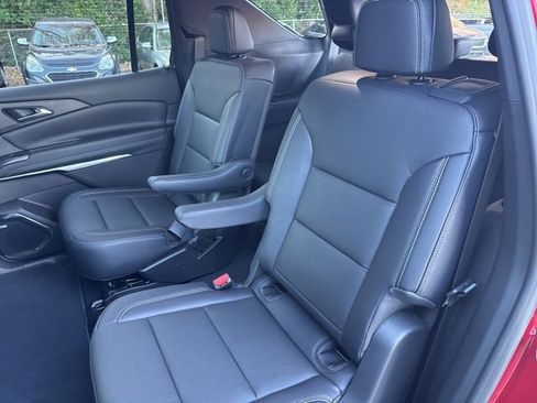 Used 2026 Chevrolet Traverse LT w/ Enhanced Driving Package image 23