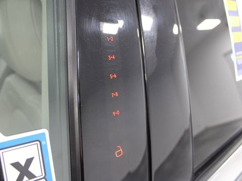 Used 2022 Lincoln Aviator Reserve image 21