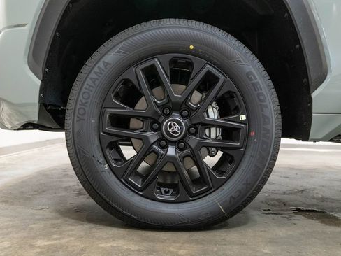 New 2026 Toyota Tundra Limited AWD/4WD image 11