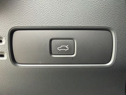 Used 2023 Volvo C40 P8 Recharge Plus AWD/4WD image 16