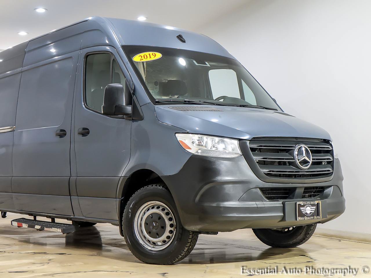Used 2019 Mercedes-Benz Sprinter 170 image 2