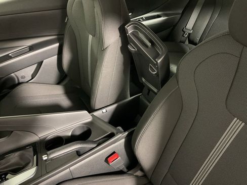 New 2026 Hyundai Elantra SE image 30