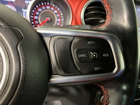 Used 2020 Jeep Wrangler Rubicon w/ LED Lighting Group AWD/4WD image 19