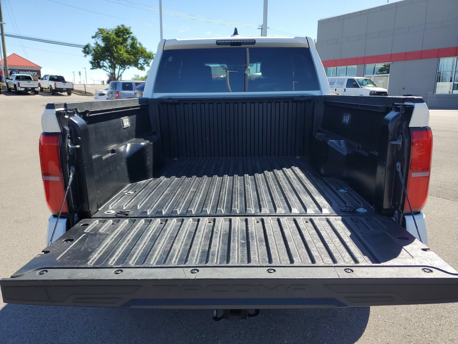 Used 2024 Toyota Tacoma TRD Off-Road AWD/4WD image 8