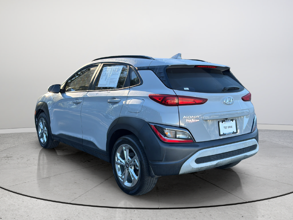 Used 2023 Hyundai Kona SEL w/ Cargo Package FWD image 6