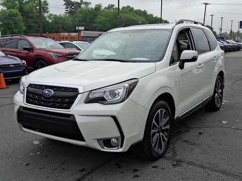 Used 2018 Subaru Forester 2.0XT Touring AWD/4WD image 3