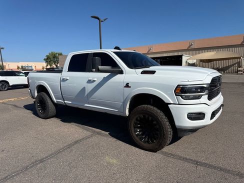 Used 2022 RAM 2500 Laramie w/ Night Edition AWD/4WD image 3