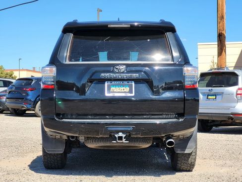 Used 2020 Toyota 4Runner SR5 Premium image 6