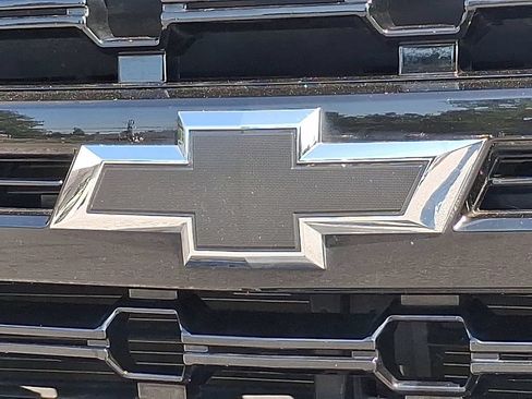 Used 2023 Chevrolet Tahoe Z71 w/ Max Trailering Package AWD/4WD image 30