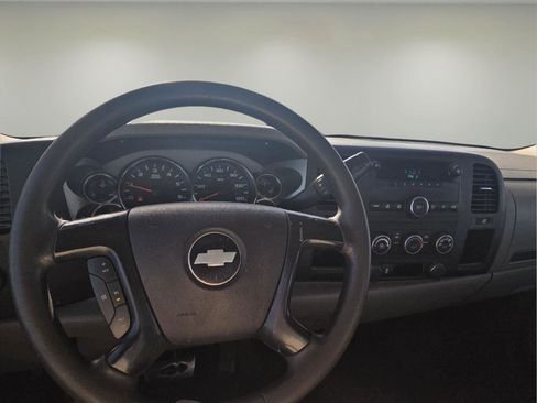 Used 2013 Chevrolet Silverado 2500 W/T image 9