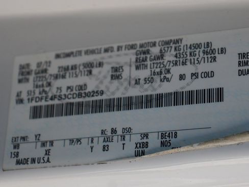 Used 2012 Ford E-450 and Econoline 450 Super Duty w/ Shuttle Bus Prep Pkg image 38