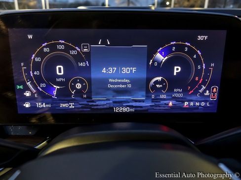 Used 2025 Chevrolet Suburban Premier w/ Sun And Tow Package image 23