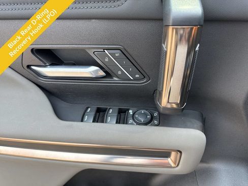 Used 2024 GMC Hummer EV 3X AWD/4WD image 18