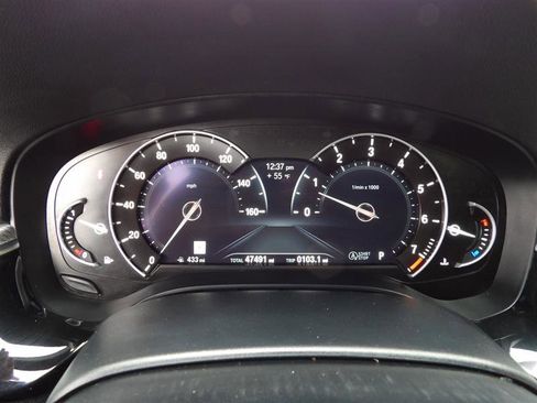 Used 2019 BMW 530i xDrive w/ M Sport Package image 23