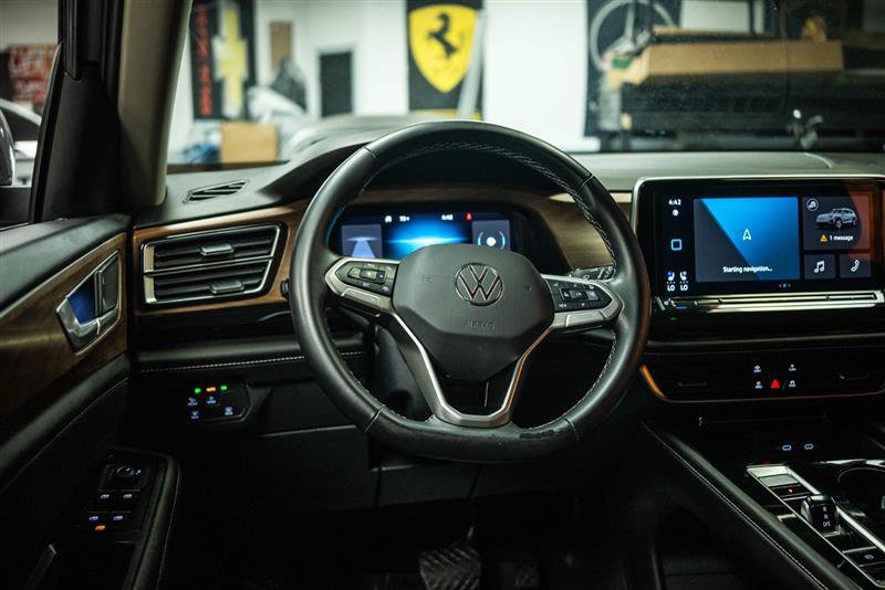 Used 2025 Volkswagen Atlas SE FWD image 17