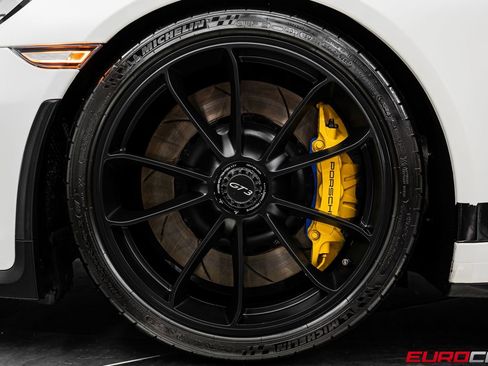 Used 2018 Porsche 911 GT3 image 22