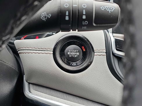 Used 2023 Jeep Compass Limited w/ Sun and Sound Group image 25