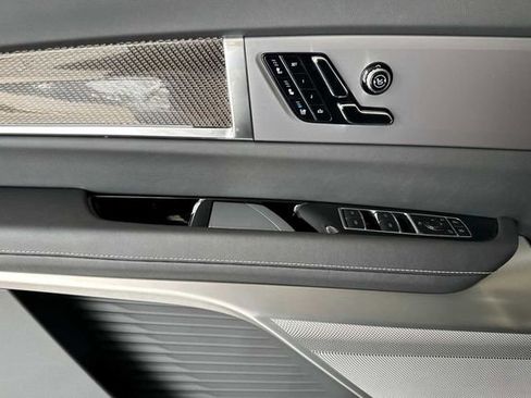 New 2026 Cadillac Vistiq Luxury w/ LPO, Floor Liner Package image 11