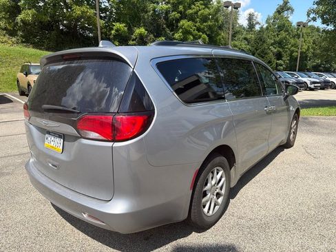 Used 2020 Chrysler Voyager Lxi FWD image 6