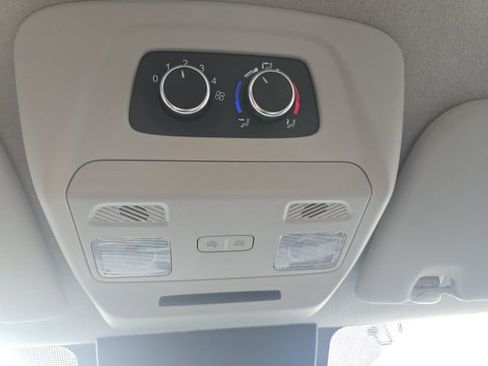 Used 2024 Ford Transit 350 XLT image 17