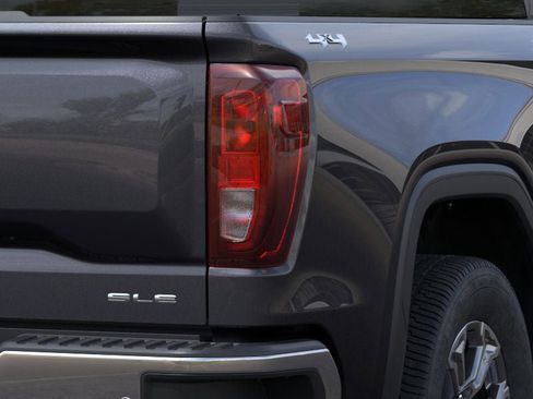 New 2025 GMC Sierra 1500 SLE w/ Preferred Package image 61