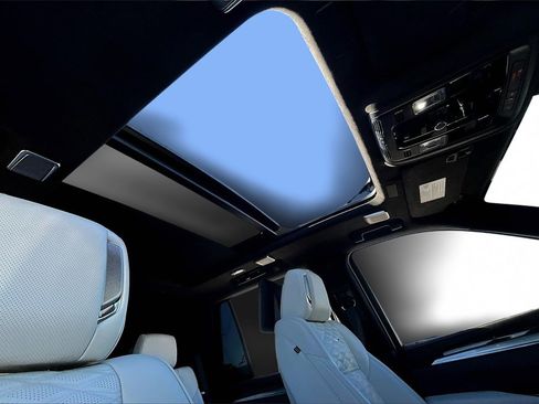 Certified 2025 Cadillac Escalade V image 17