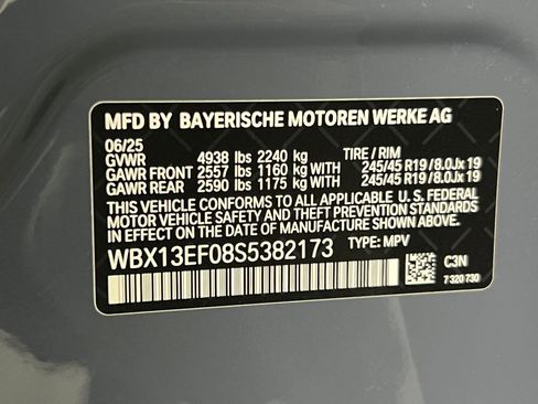 Used 2025 BMW X1 M35i w/ Premium Package image 21