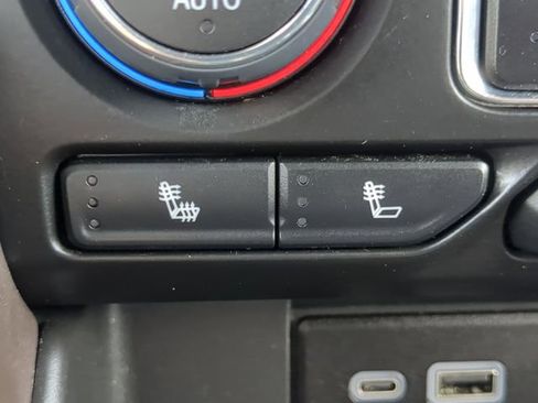 Used 2024 Chevrolet Tahoe LT AWD/4WD image 28