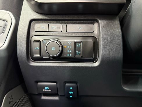 Used 2024 Ford F350 Lariat image 34