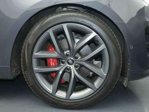 Used 2025 Land Rover Range Rover Sport Dynamic SE AWD/4WD image 16