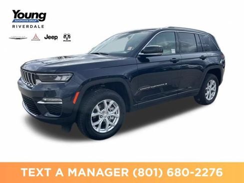 Used 2024 Jeep Grand Cherokee Limited AWD/4WD image 8