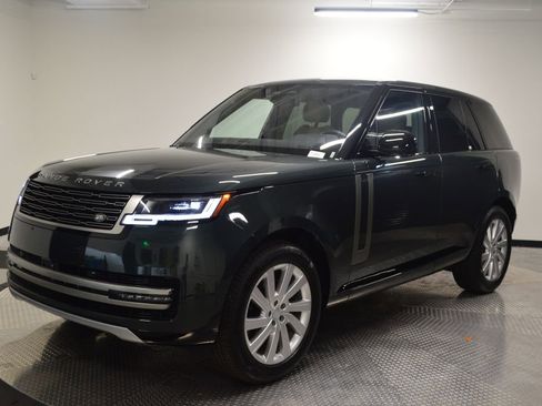 Used 2025 Land Rover Range Rover SE AWD/4WD image 1