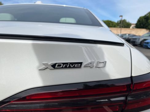 Used 2026 BMW i5 eDrive40 w/ M Sport Package image 7