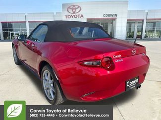 Used 2016 MAZDA MX-5 Miata Sport RWD video 3
