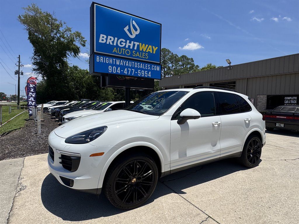 Used 2017 Porsche Cayenne Platinum Edition AWD/4WD image 1