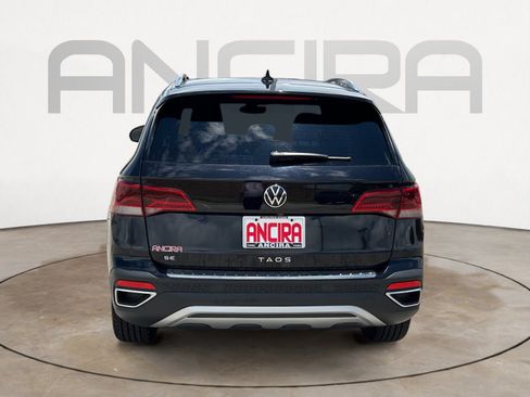 Used 2023 Volkswagen Taos SE FWD image 9
