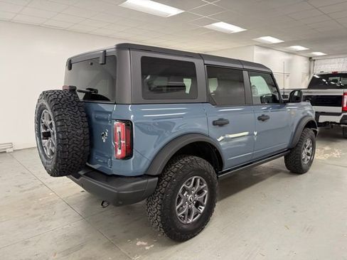 New 2025 Ford Bronco Badlands image 6