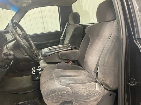 Used 2000 Chevrolet Silverado 1500 LS w/ Off-Road Chassis Pkg image 12