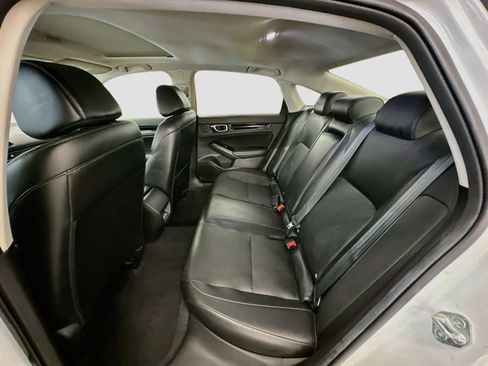 Used 2024 Honda Civic Touring image 30