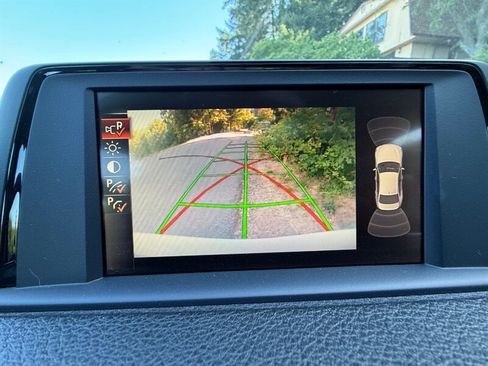 Used 2017 BMW 320i Sedan image 21