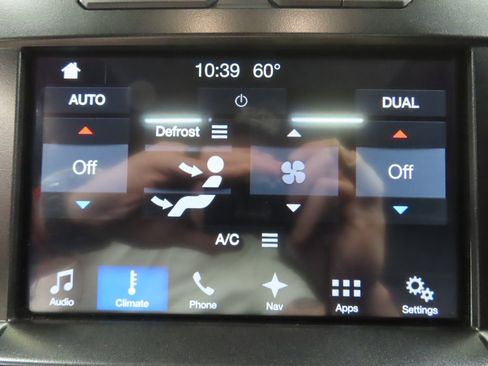 Used 2017 Ford F150 Lariat w/ Equipment Group 501A Mid AWD/4WD image 18