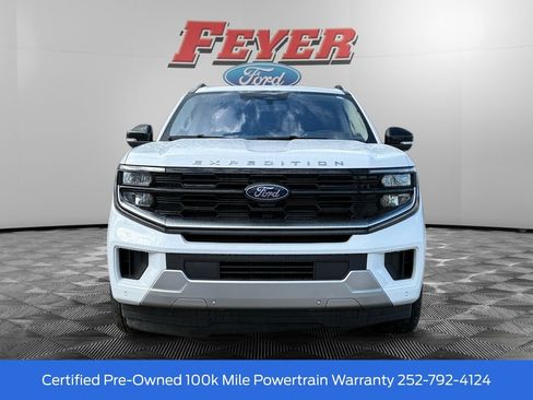 Certified 2025 Ford Expedition Max Platinum w/ Driver's Package AWD/4WD image 8