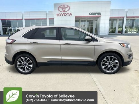 Used 2018 Ford Edge Titanium w/ Equipment Group 301A AWD/4WD image 6