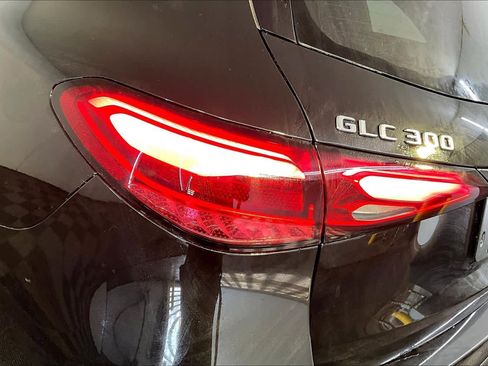 New 2026 Mercedes-Benz GLC 300 4MATIC image 5