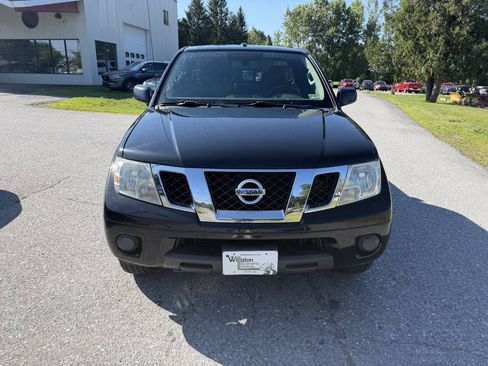 Used 2012 Nissan Frontier SV w/ SV Premium Utility Pkg AWD/4WD image 7