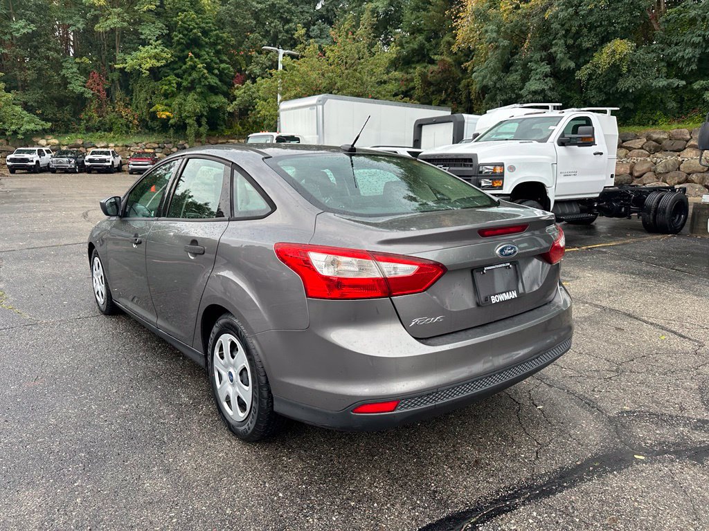 Used 2012 Ford Focus S FWD image 3