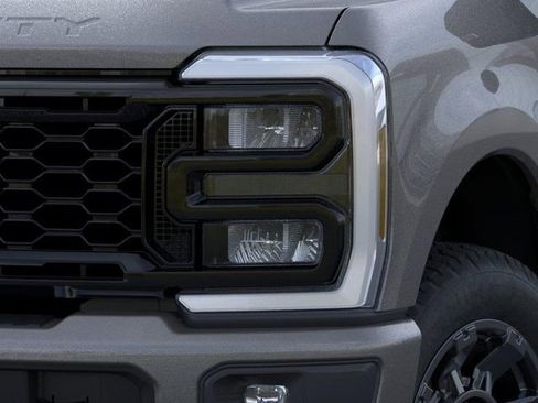 New 2026 Ford F250 XL AWD/4WD image 18