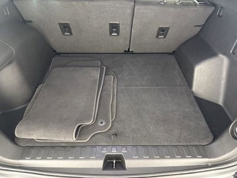 Used 2020 Chevrolet Equinox LT FWD image 25