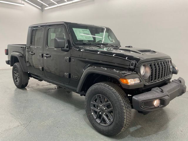 New 2026 Jeep Gladiator Sport AWD/4WD image 8
